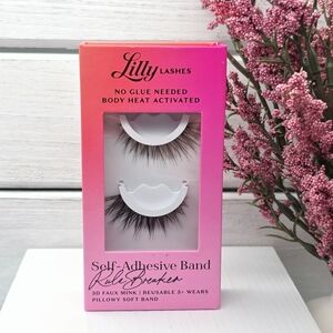 Lilly Lashes Self-Adhesive Band Faux Mink Lashes